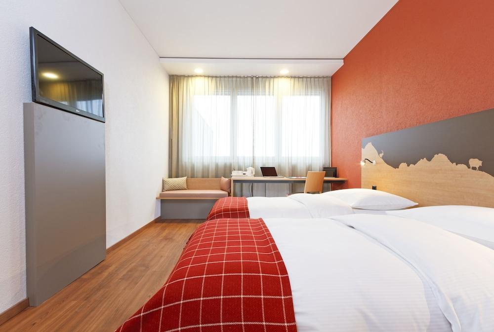 Swissever Hotel Zug Steinhausen Exterior foto