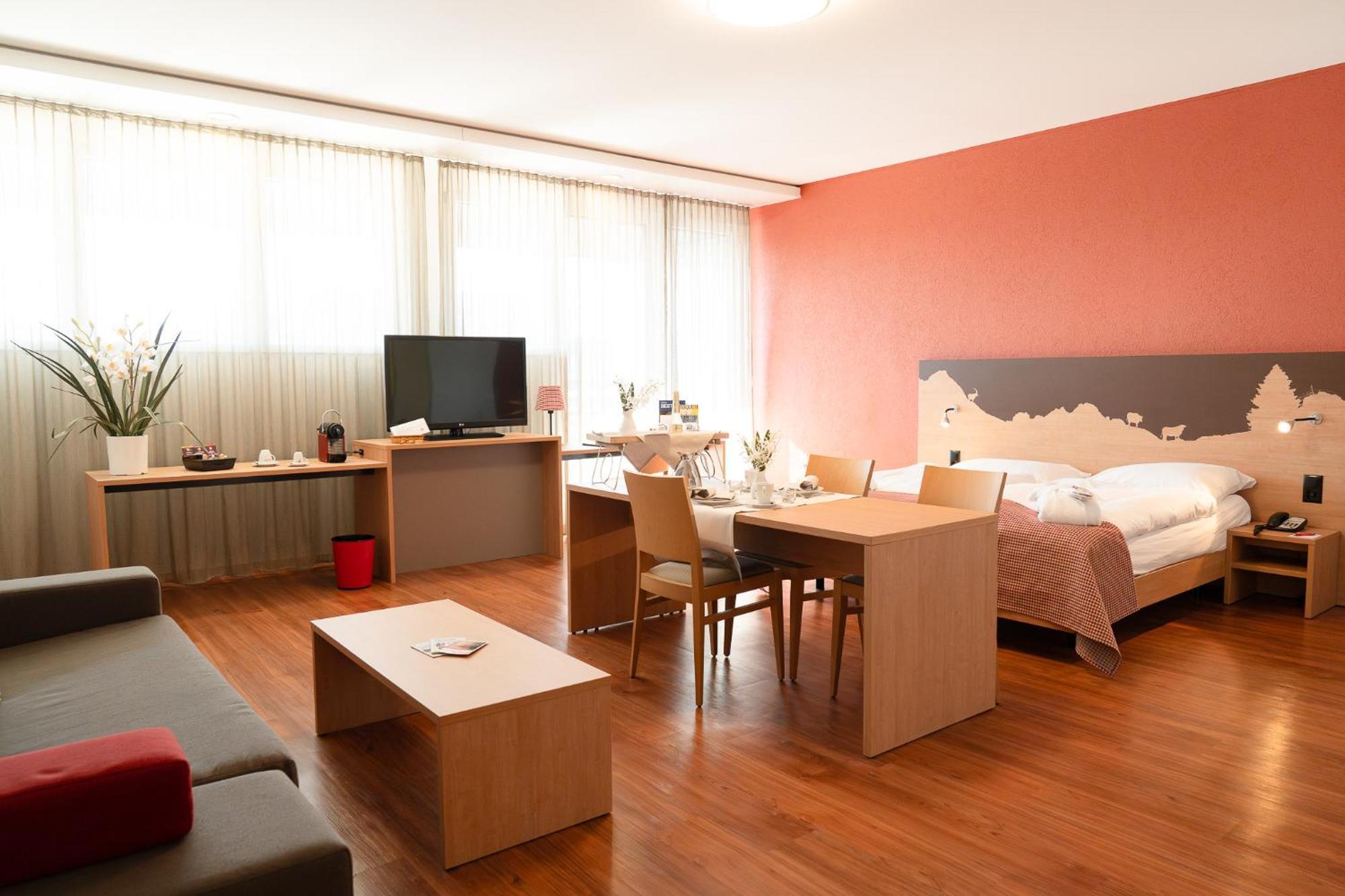 Swissever Hotel Zug Steinhausen Habitación foto